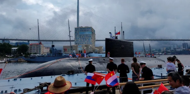 Militer Rusia dan China akan Gelar Patroli Gabungan di Asia Pasifik